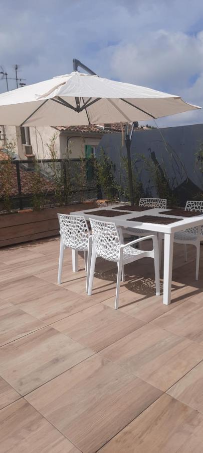 Studio Avec Terrasse 阿爾勒 外观 照片
